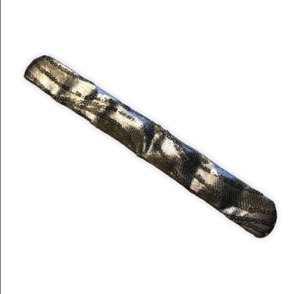 3/$15 or 5/$20 Silver slap bracelet - Picture 1 of 3